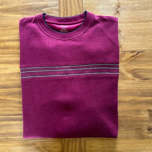 Gently worn long sleeve maroon shirt with black & white stripe. Sz. XXL - Picture 6 of 6